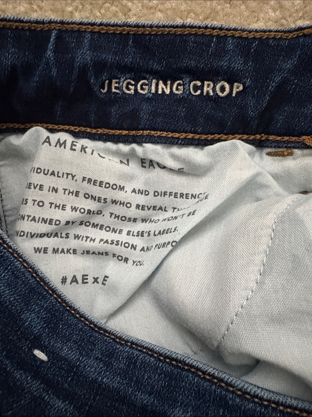 American Eagle Jegging Crop Jeans - Picture 4 of 5